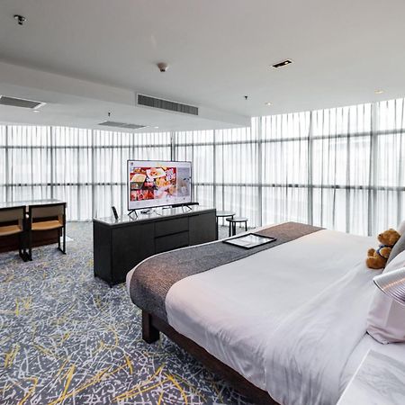 S31 Sukhumvit Hotel - SHA Extra Plus Bangkok Exterior foto