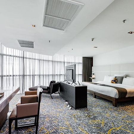 S31 Sukhumvit Hotel - SHA Extra Plus Bangkok Exterior foto