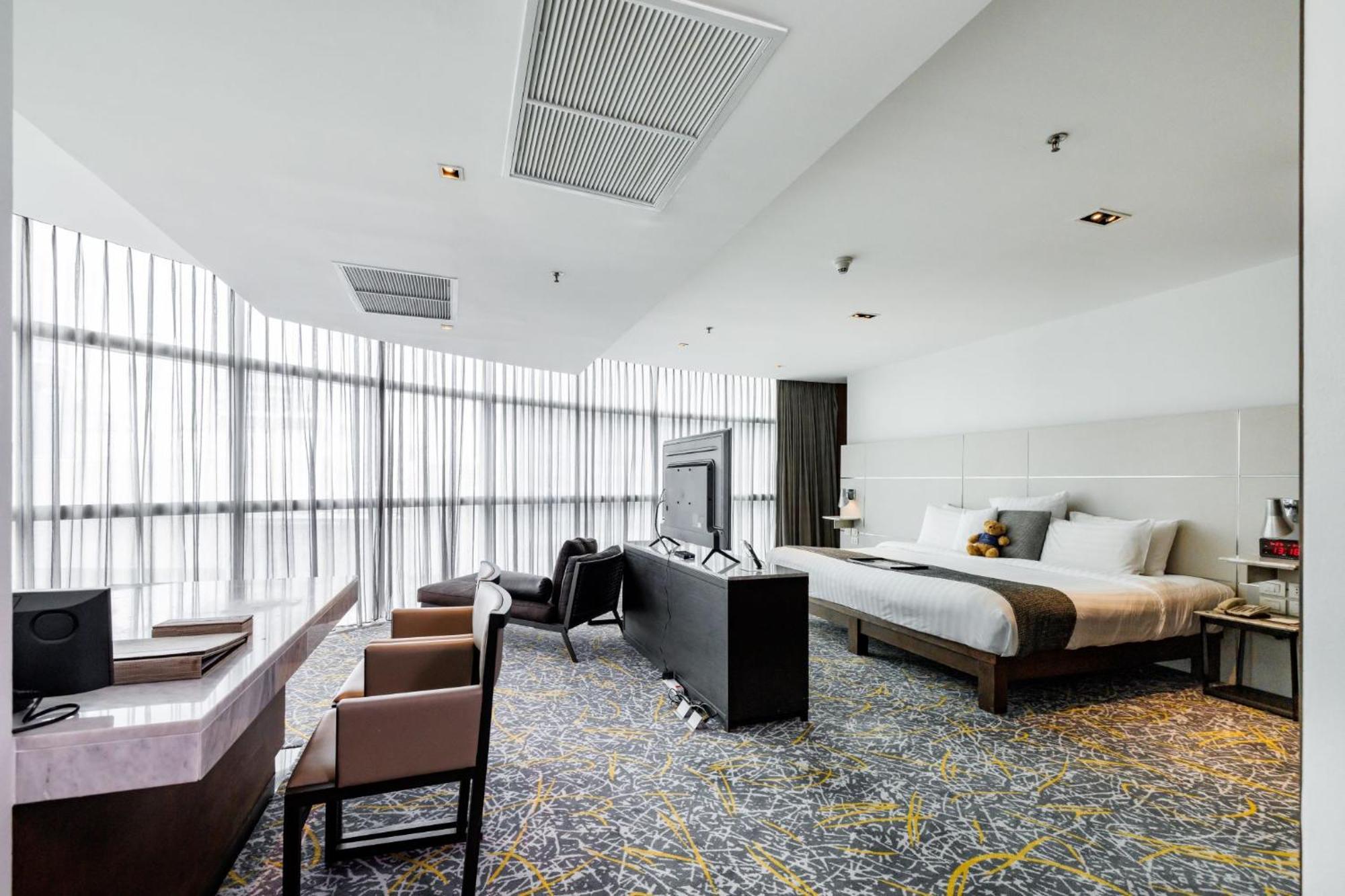S31 Sukhumvit Hotel - SHA Extra Plus Bangkok Exterior foto