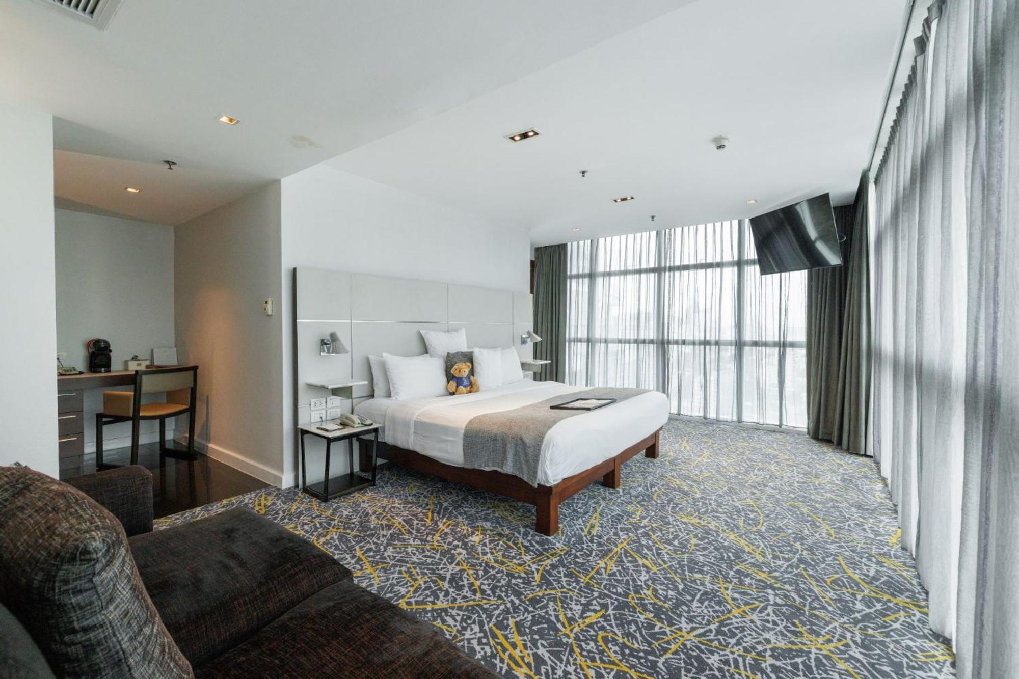 S31 Sukhumvit Hotel - SHA Extra Plus Bangkok Exterior foto