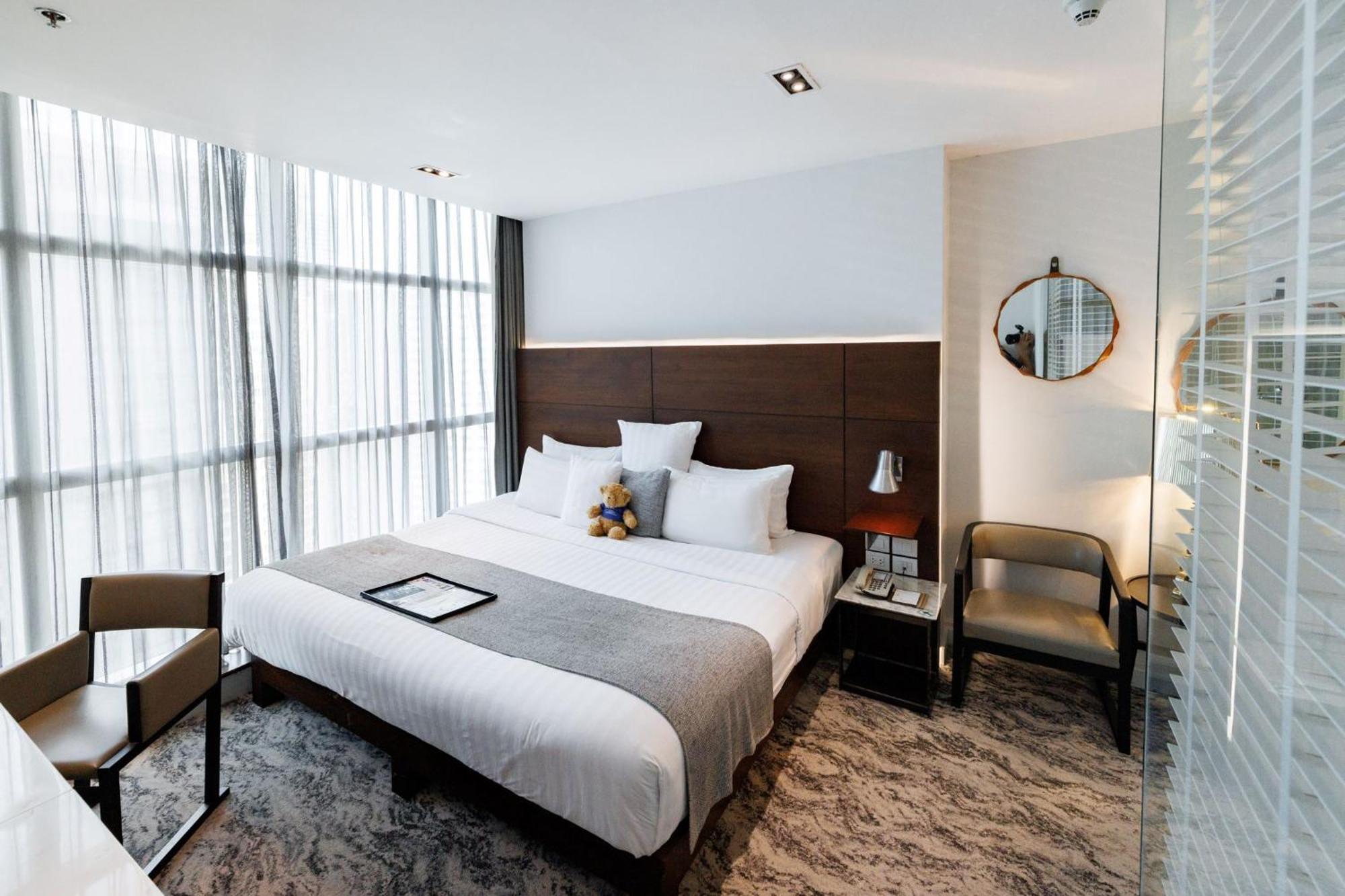 S31 Sukhumvit Hotel - SHA Extra Plus Bangkok Exterior foto